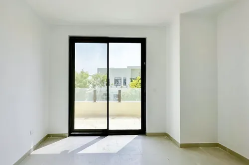 3 Bedrooms Townhouse in Mira Oasis 3