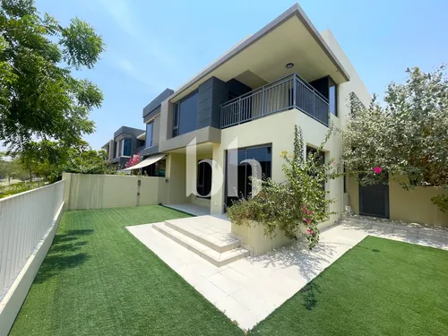 Available Now | Greenbelt | Close to pool