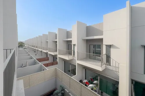3 Bedrooms Townhouse in MAG Eye