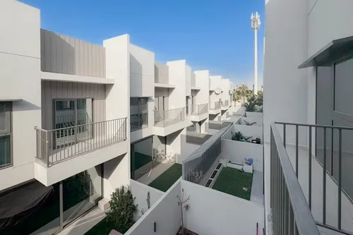3 Bedrooms Townhouse in MAG Eye