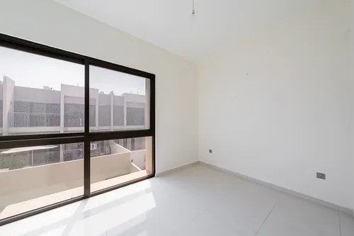 3 Bedrooms Townhouse in Aurum Villas