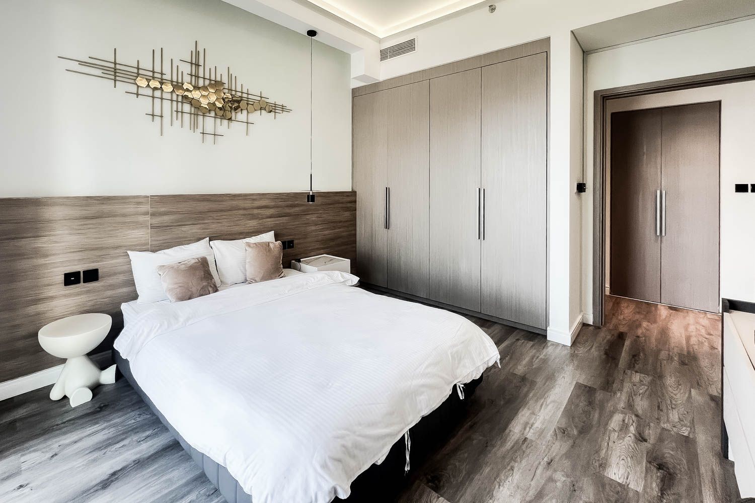 2 Bedrooms Apartment in Act One Act Two Tower 1