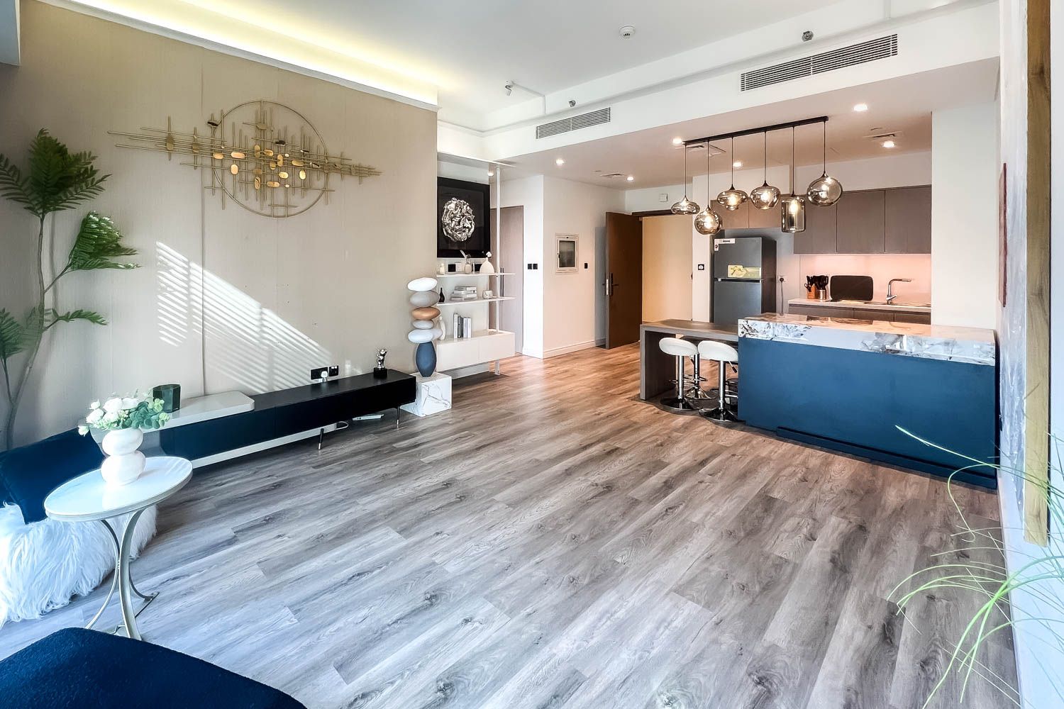 2 Bedrooms Apartment in Act One Act Two Tower 1