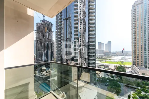 2 Bedrooms Apartment in Act One Act Two Tower 1