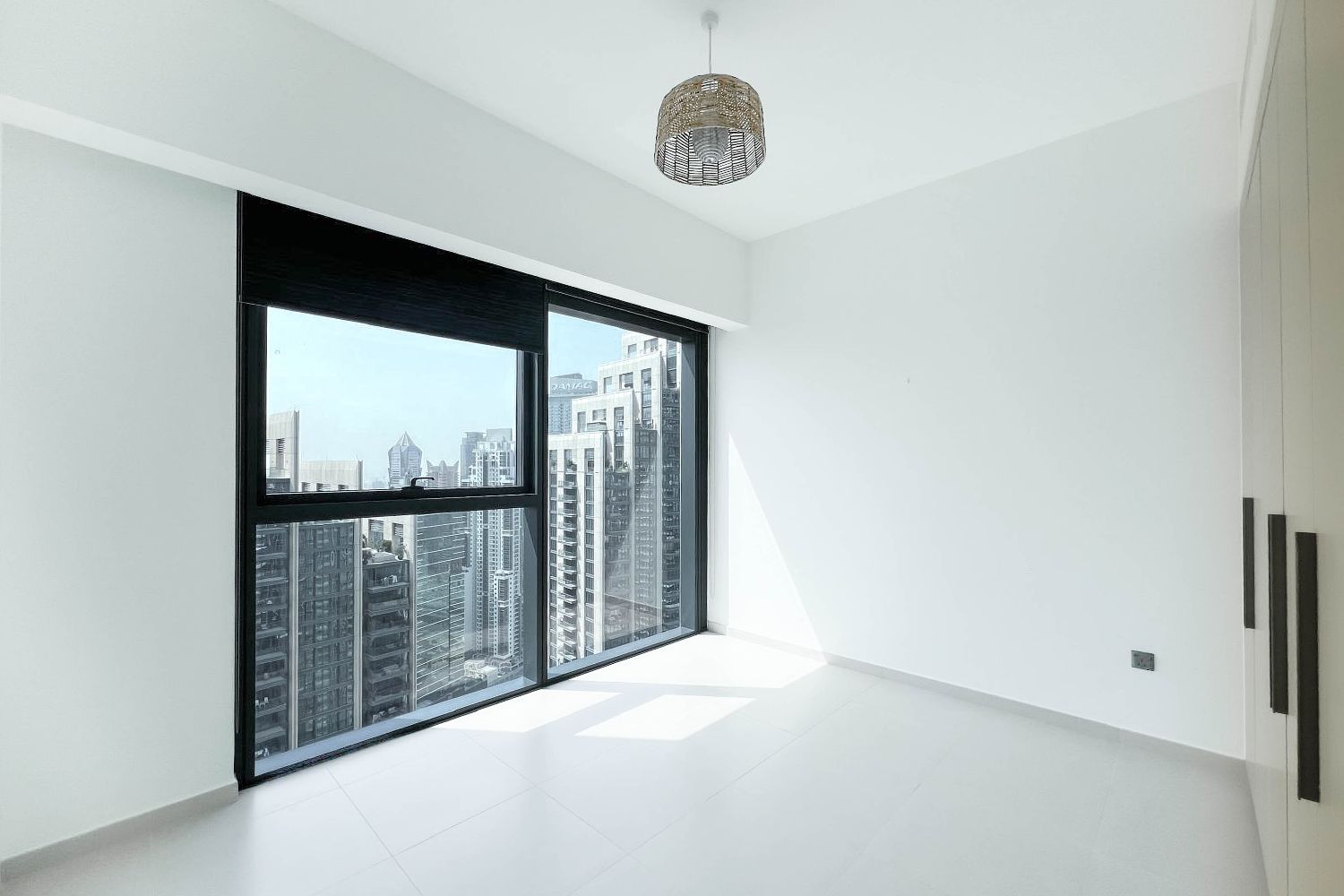 2 Bedrooms Apartment in Act One Act Two Tower 1