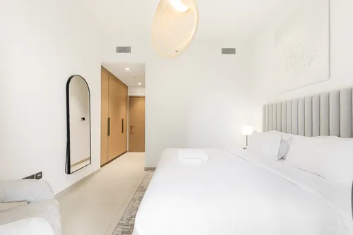 2 Bedrooms Apartment in Act One Act Two Tower 2