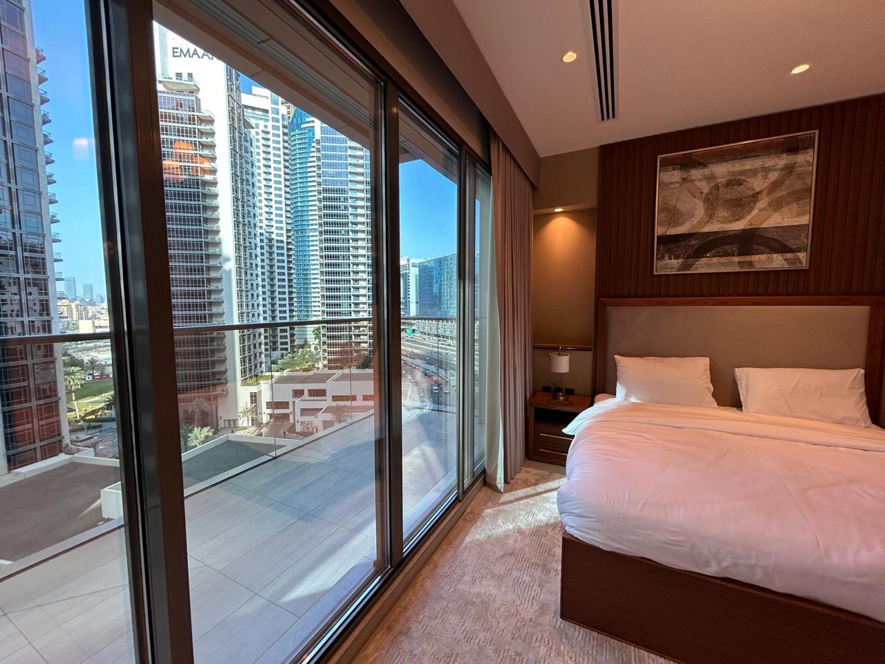 3 Bedrooms Apartment in Elite Downtown Residence 2