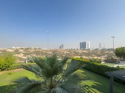 5 Bedrooms Villa in B Villas