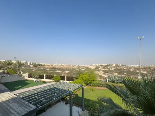 5 Bedrooms Villa in B Villas