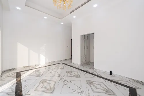 6 Bedrooms Villa in The Centro