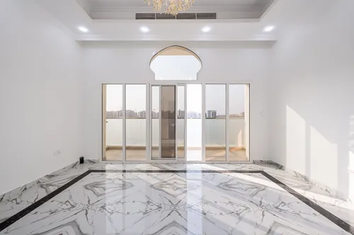 6 Bedrooms Villa in The Centro