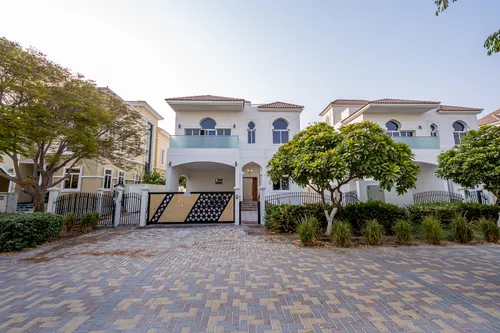 6 Bedrooms Villa in The Centro