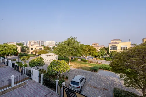 6 Bedrooms Villa in The Centro