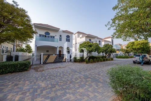 Exquisite Living | Luxurious 6BR | Private Pool