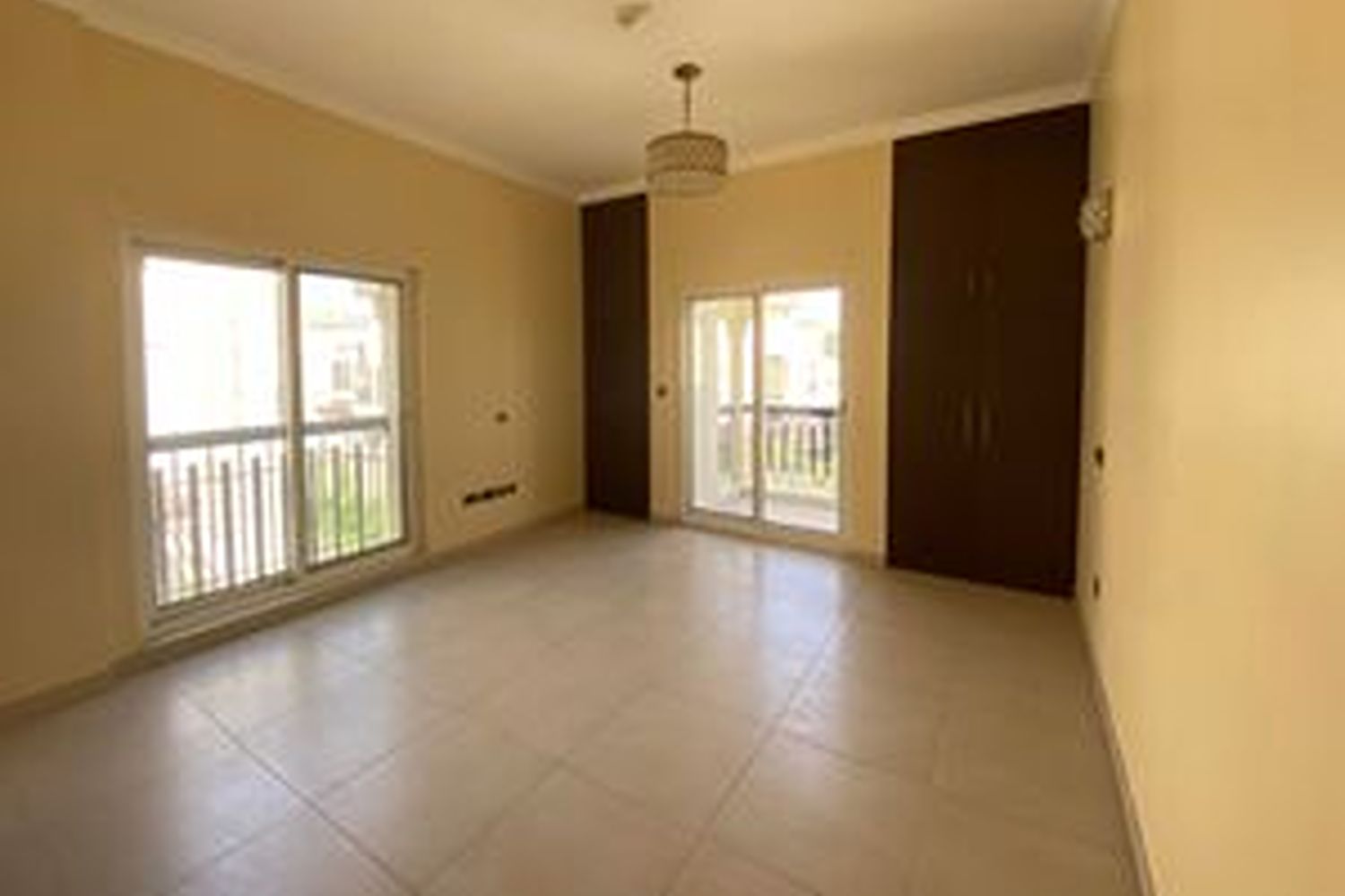 5 Bedrooms Villa in Umm Suqeim 1 Villas