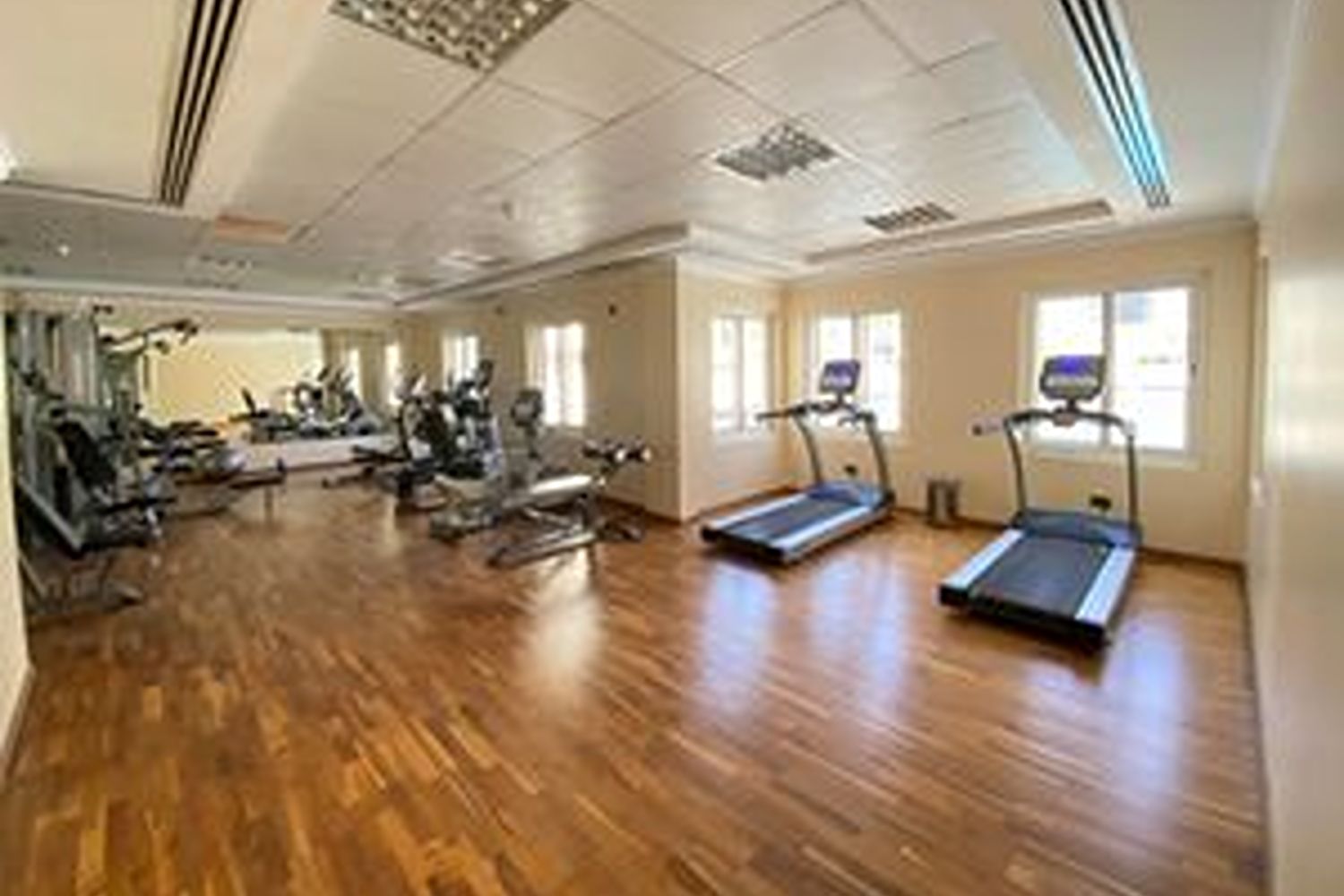 5 Bedrooms Villa in Umm Suqeim 1 Villas