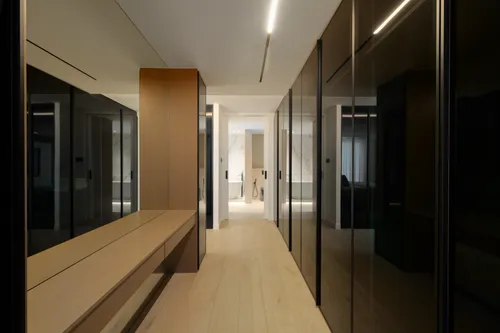 5 Bedrooms Villa in Entertainment Foyer