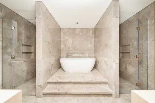 4 Bedrooms Villa in Golf Place 1