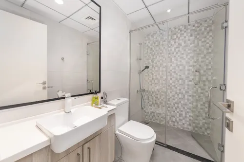 2 Bedrooms Apartment in Green Diamond 1 A