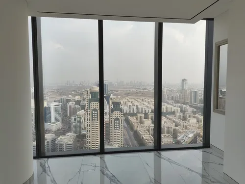 4 Bedrooms Apartment in The S Tower