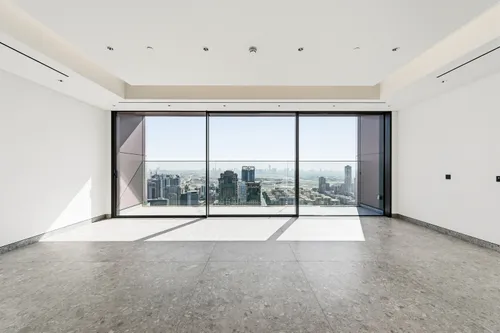 4 Bedrooms Apartment in The S Tower