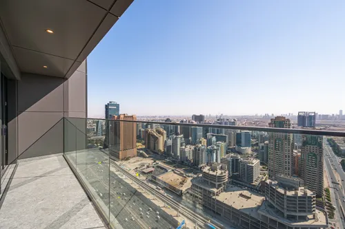 4 Bedrooms Apartment in The S Tower