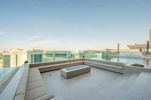 4 Bedrooms Apartment in The S Tower