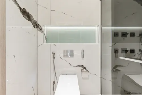 4 Bedrooms Apartment in The S Tower