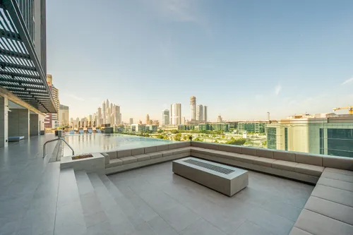 4 Bedrooms Apartment in The S Tower