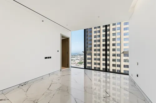 4 Bedrooms Apartment in The S Tower