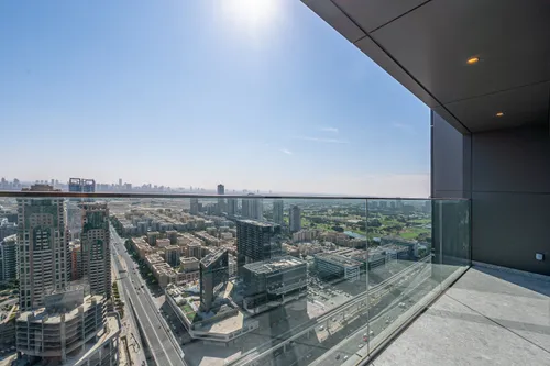 4 Bedrooms Apartment in The S Tower