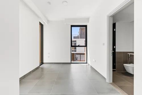 4 Bedrooms Townhouse in June