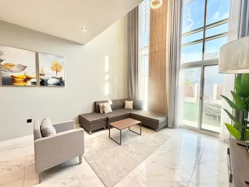 2 Bedrooms Townhouse in Rukan Lofts