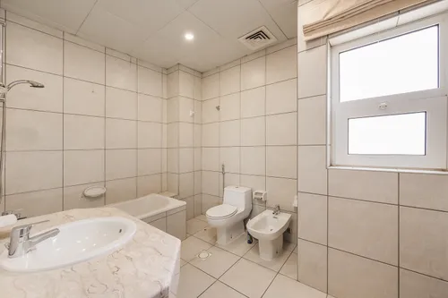 5 Bedrooms Villa in Al Manara
