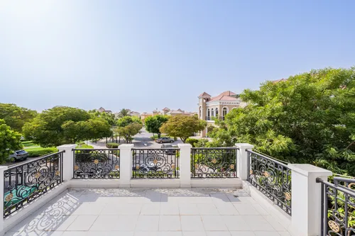 7 Bedrooms Villa in The Aldea