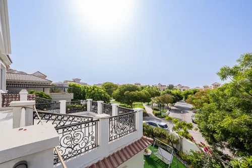 7 Bedrooms Villa in The Aldea