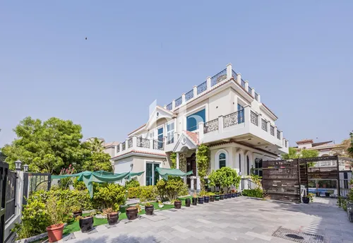 Custom Built | Vastu | Spacious | With Lift | Pool