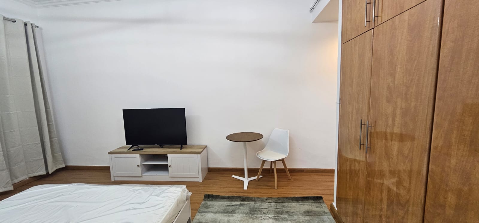  Apartment in Lake City Tower