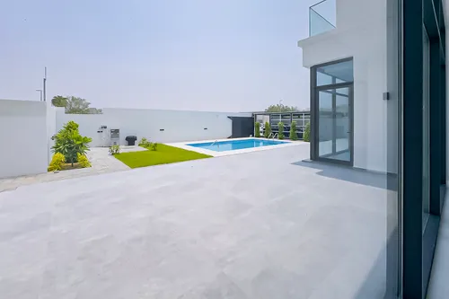 5 Bedrooms Villa in Al Barsha South 2