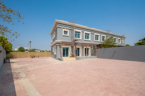 3 Bedrooms Villa in Wadi Al Safa 2