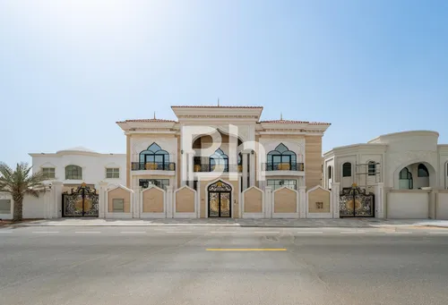 Prime Location | Spacious Villa | Ready to Move