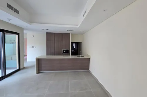 4 Bedrooms Apartment in Sharjah Sustainable City