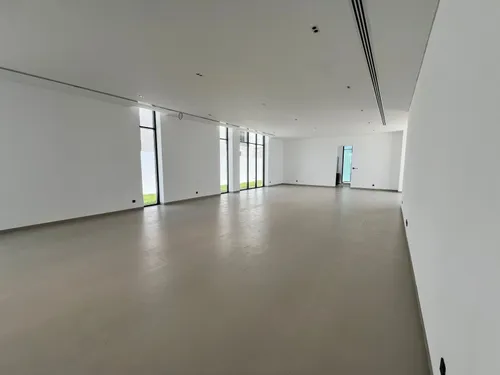 Modern Villa | 5 En-Suite Beds | Prime Nadd Hessa