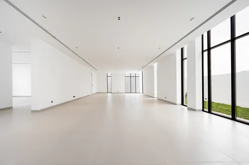 5 Bedrooms Villa in Dubai Silicon Oasis