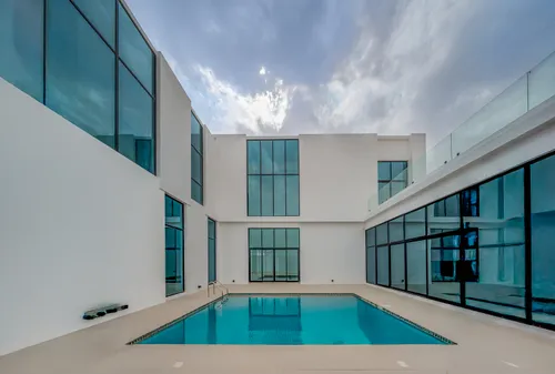 Modern Villa | 5 En-Suite Beds | Prime Nadd Hessa