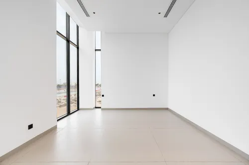 5 Bedrooms Villa in Dubai Silicon Oasis