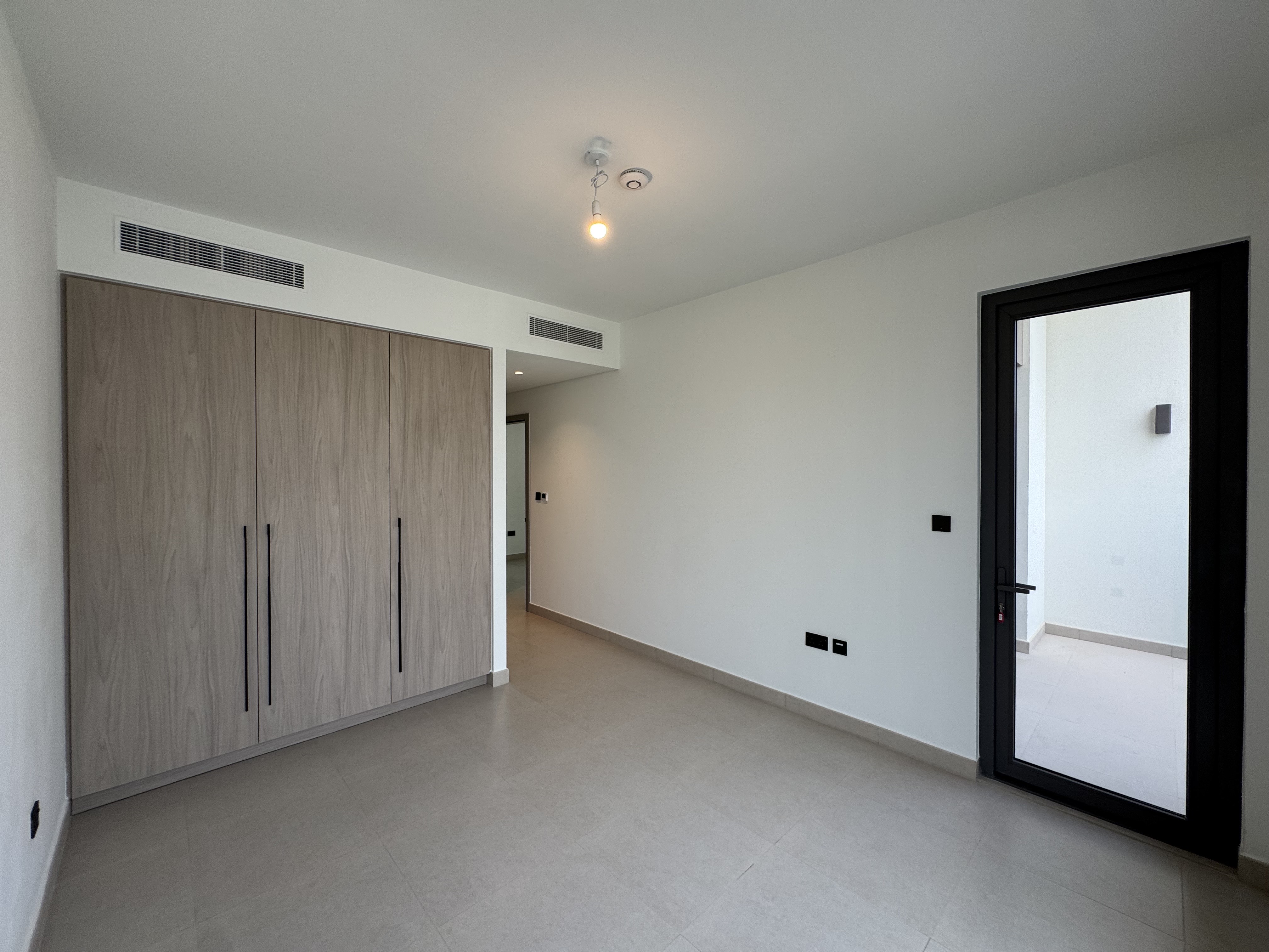 3 Bedrooms Townhouse in Aura 1