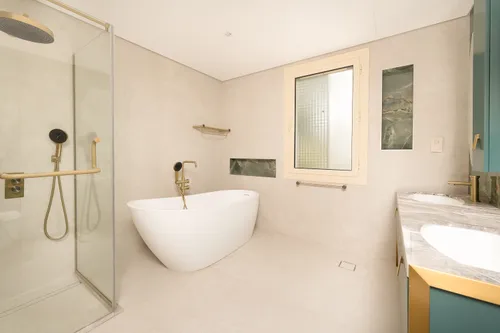 5 Bedrooms Villa in Emirates Hills