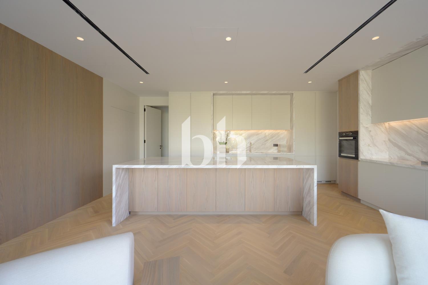 5 Bedrooms Villa in Entertainment Foyer