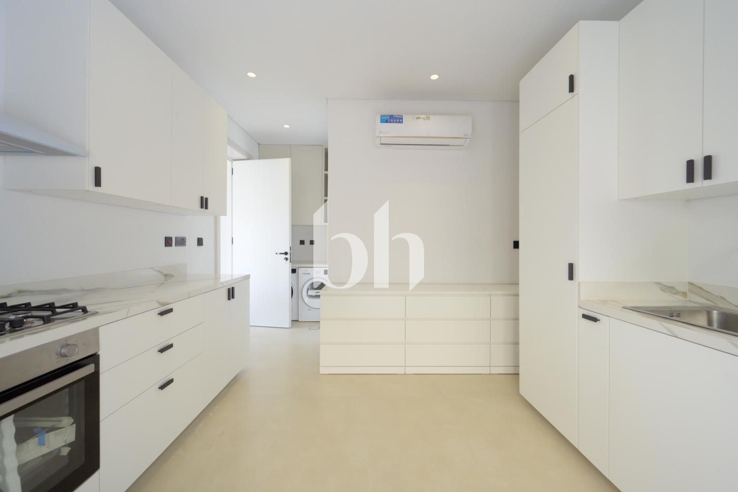 5 Bedrooms Villa in Entertainment Foyer